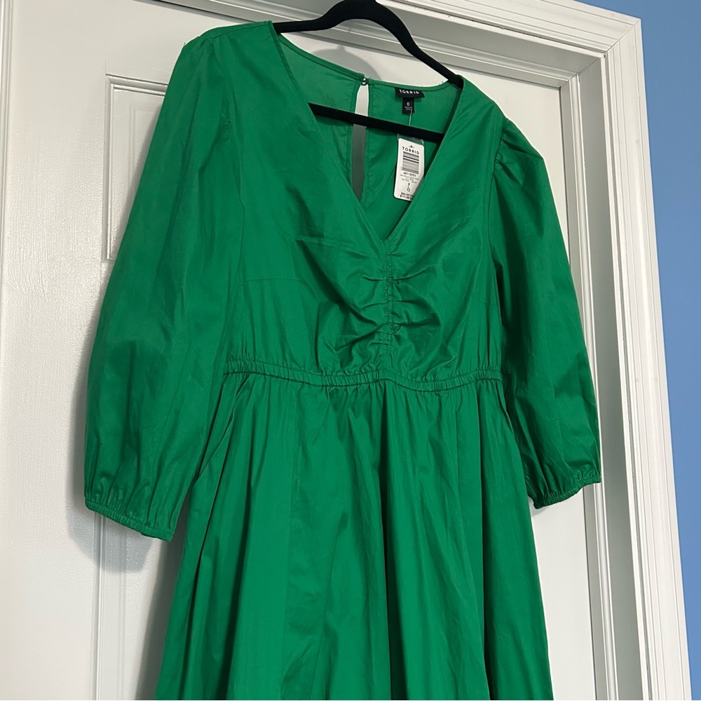 torrid Emerald Green Midi Dress - Picture 3 of 11